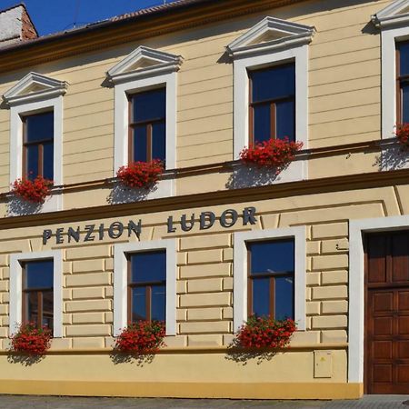 Penzion Ludor Strážnice Exterior foto